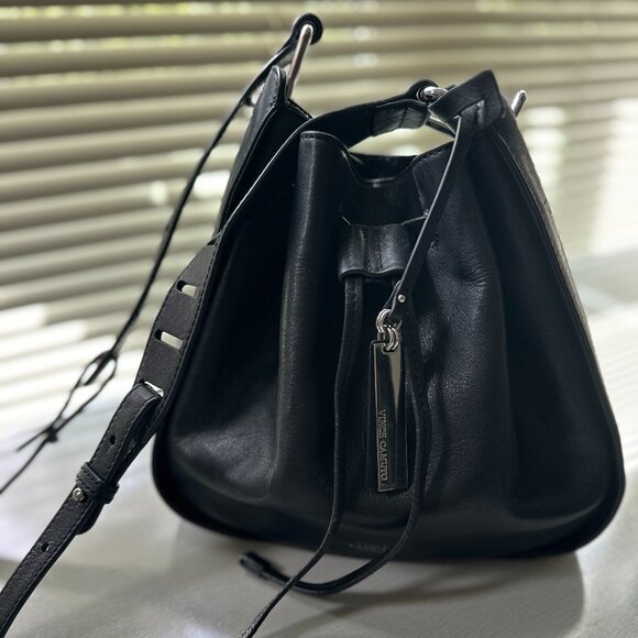 Vince Camuto Leather Bucket Bag MCM Rag & Bone All Saints Fossil - Picture 1 of 8